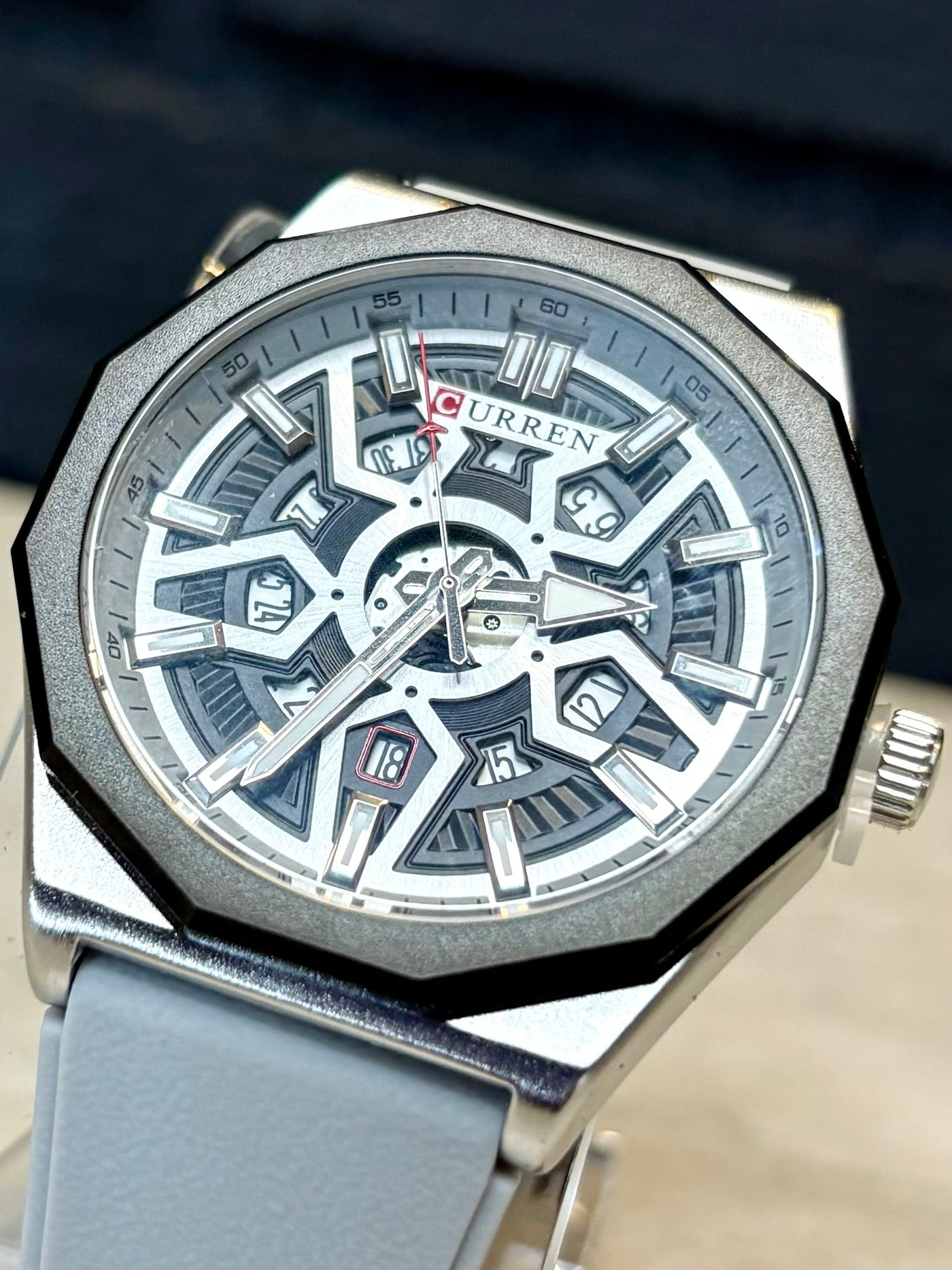 CURREN BG24