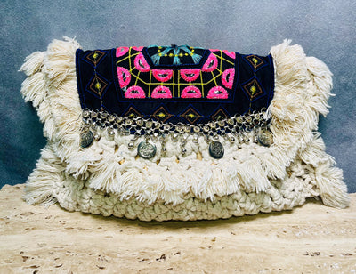 Macramé Envelope