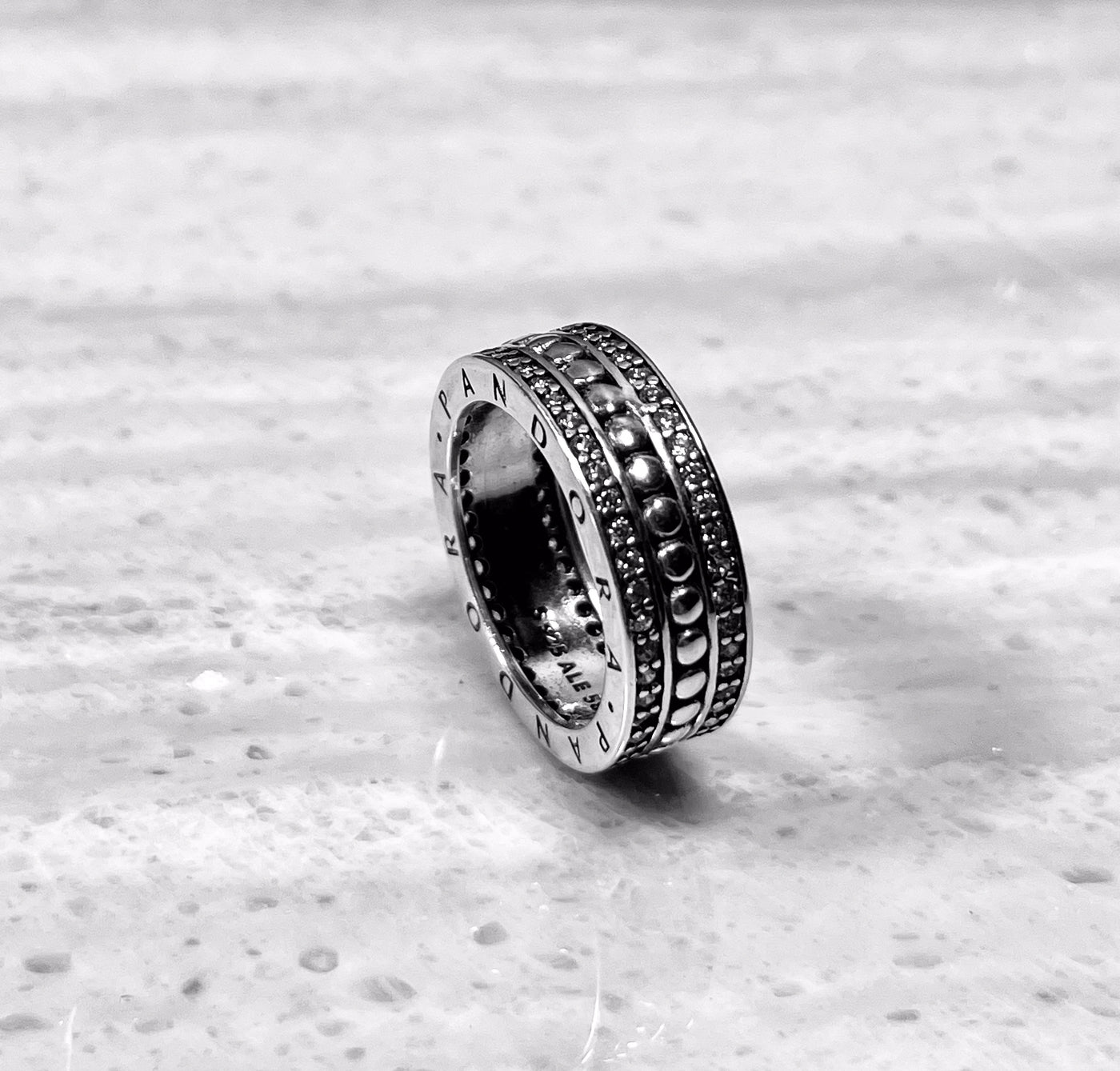 RING01