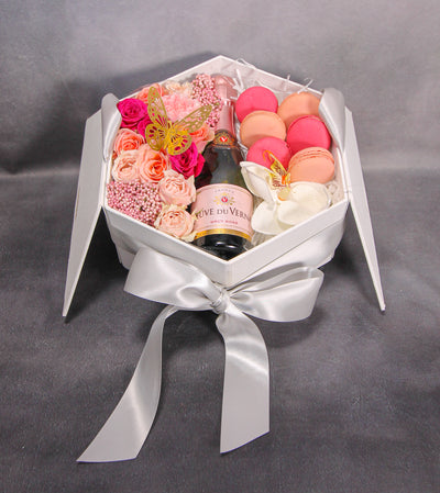 AMOUR ROSE