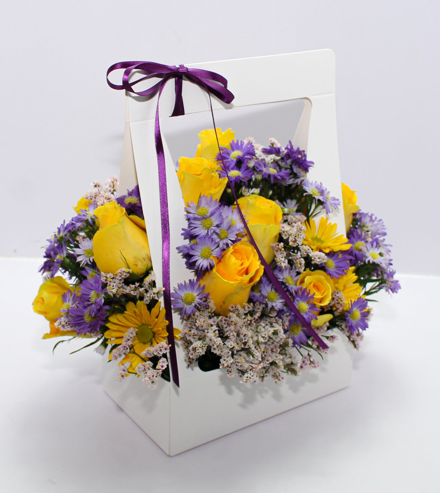 CANASTA DE BELLAS FLORES