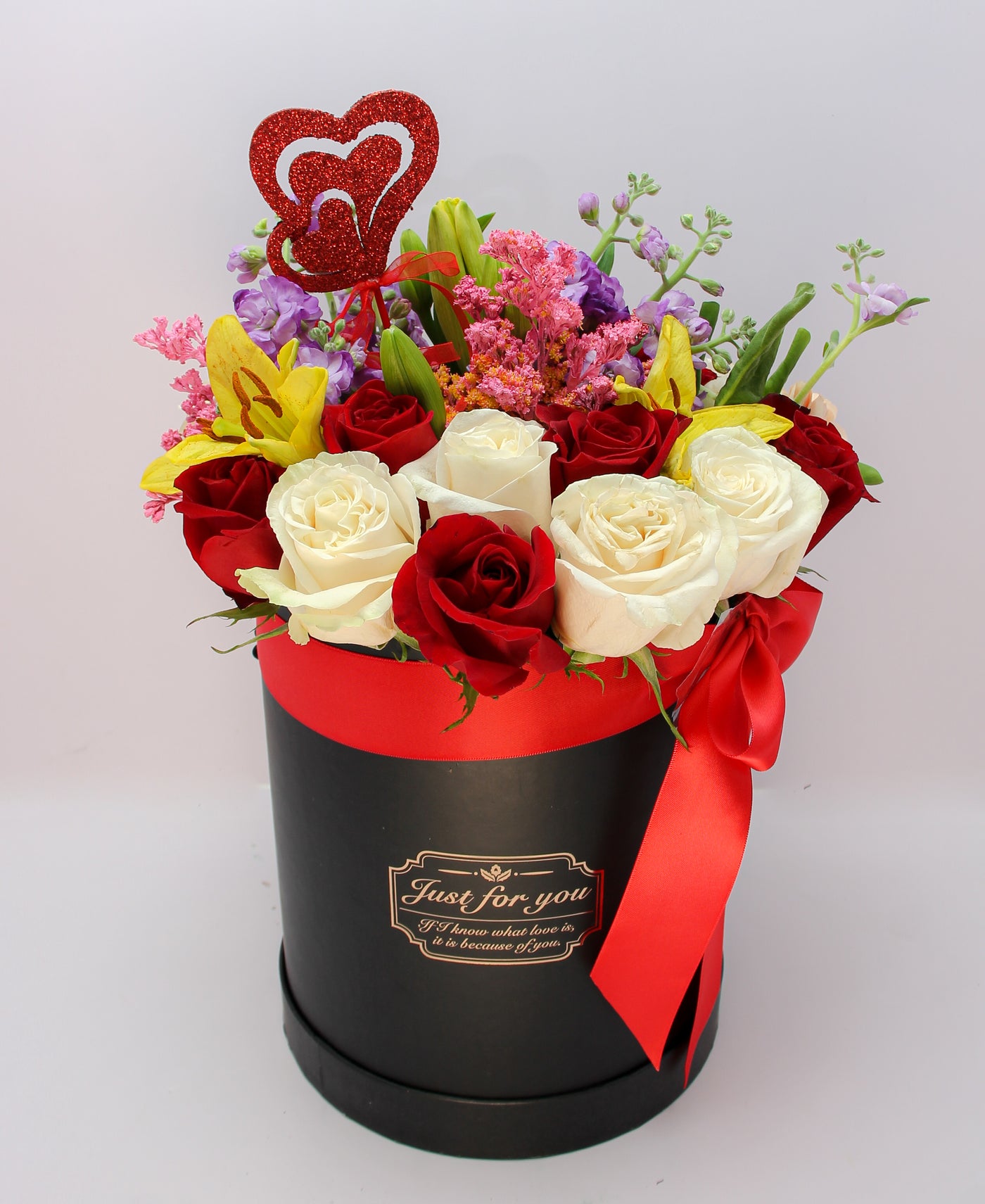 GORGEOUS FLOWERS BUCKET