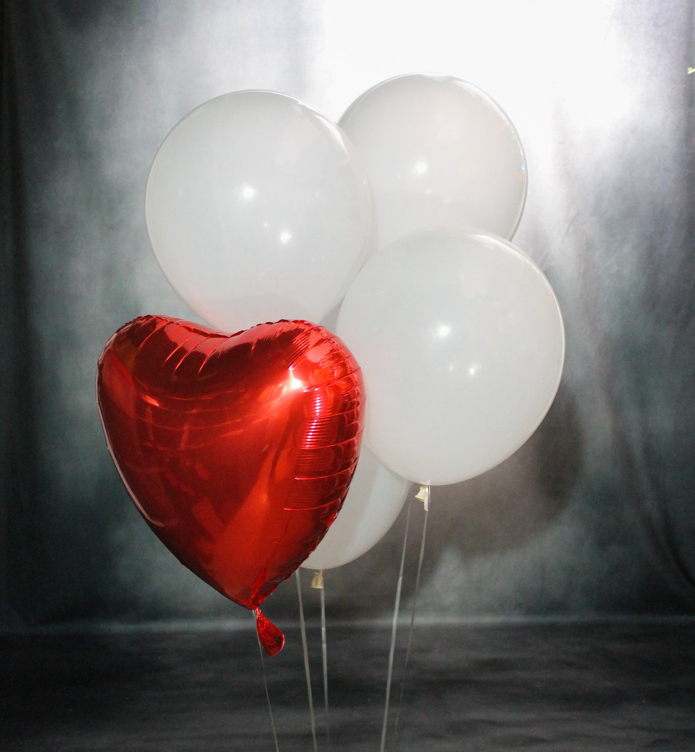 HEART & WHITE GLOBE