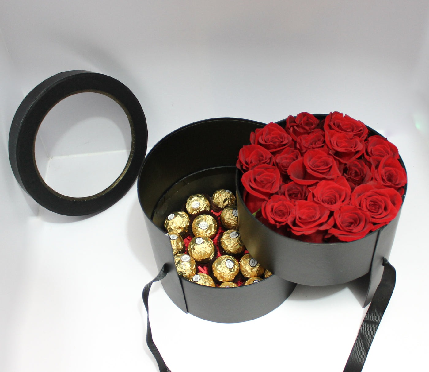 LOVE AND FLEURS