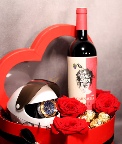 LUNATIC LOVE