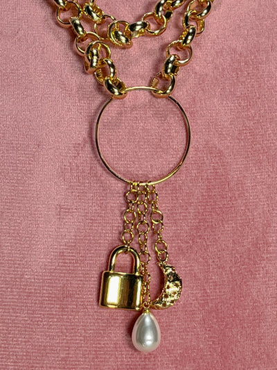PRETTY CHAIN