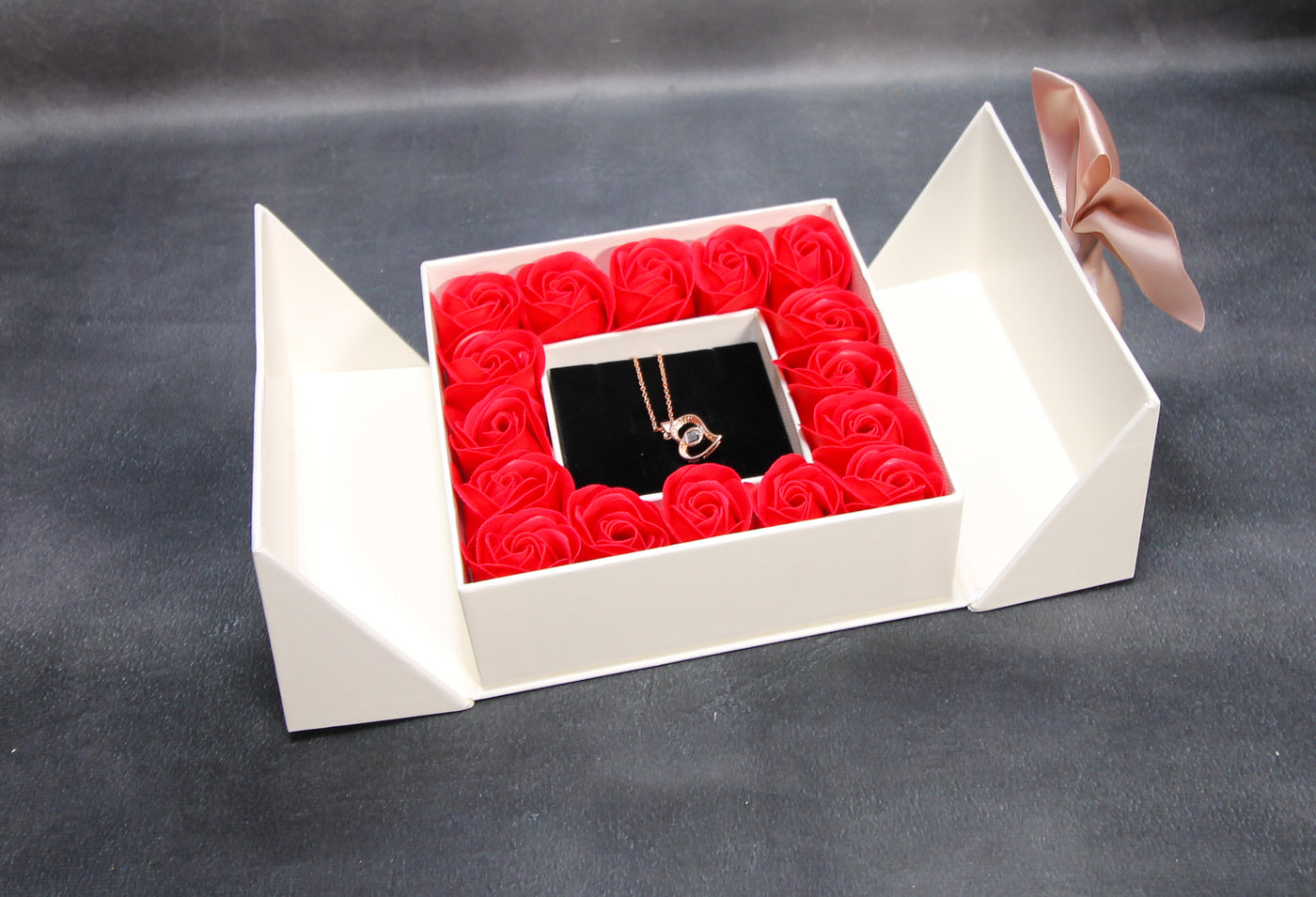 ROMANTIC JEWELRY BOX