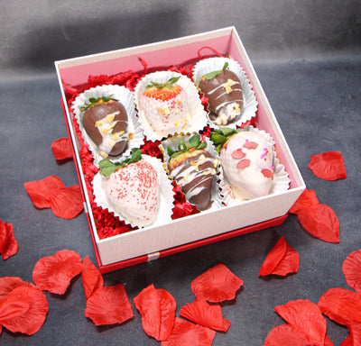 SWEET STRAWBERRIES - HALF DOZEN