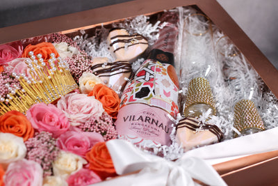 THE SEXY MOM'S LUX BOX