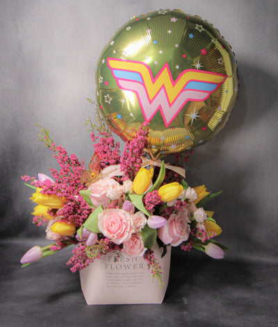 THE WONDER WOMAN BAG