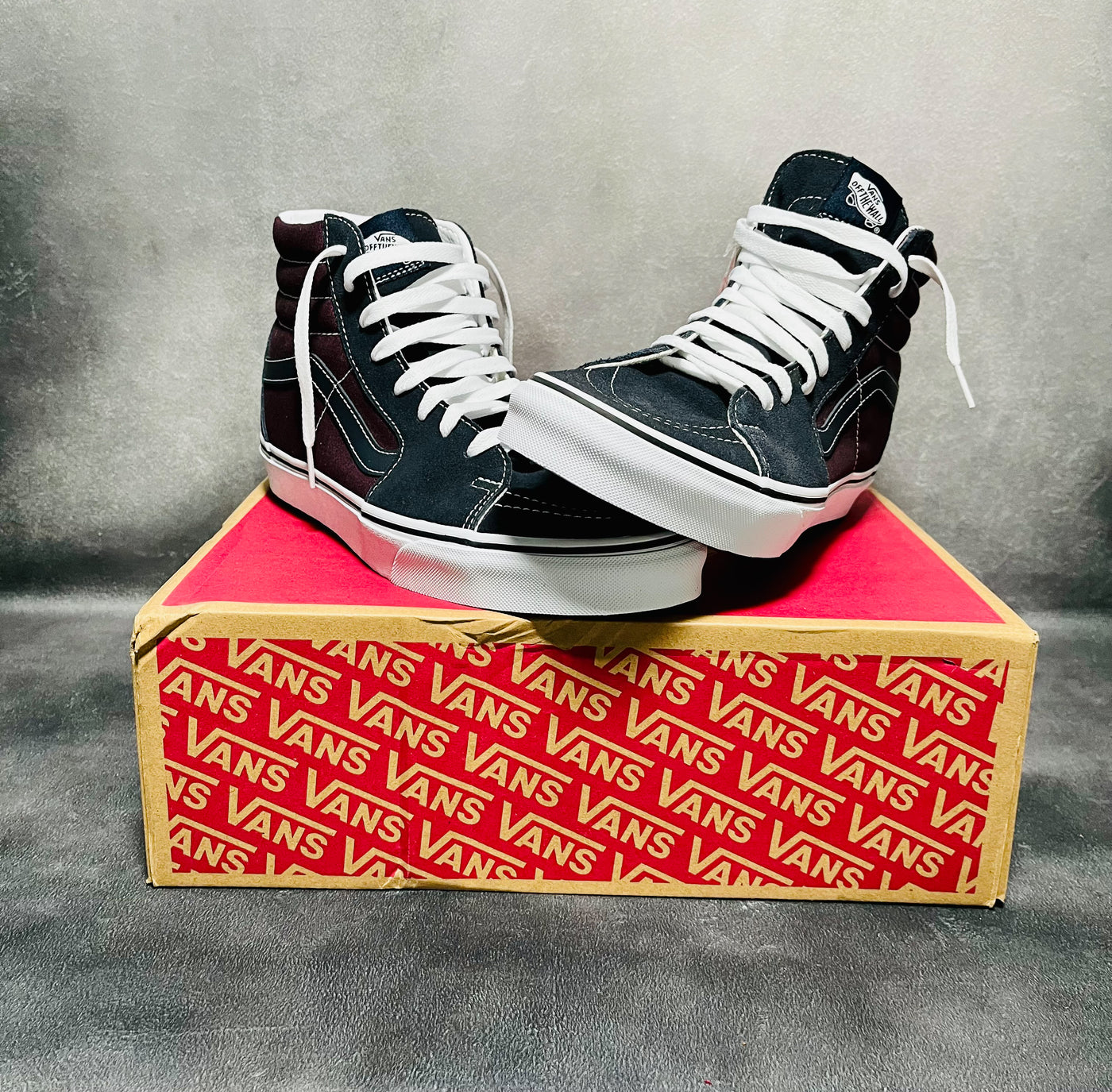 VANS SK8 - HI BLACK & PURPLE