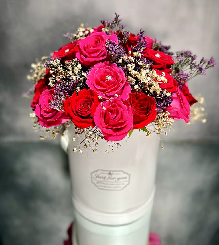LOVE TO THE MOON BUCKET